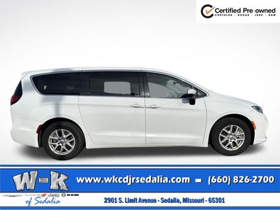 2023 Chrysler Pacifica Touring L