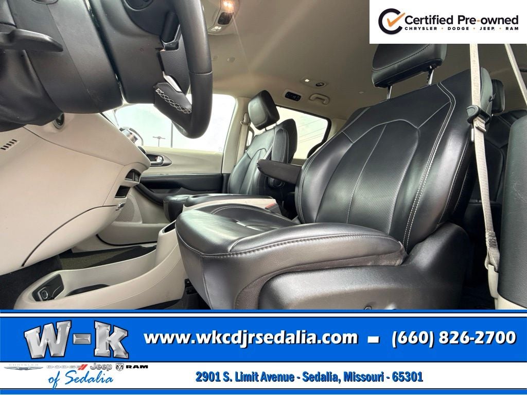 2023 Chrysler Pacifica Touring L