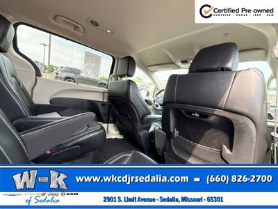 2023 Chrysler Pacifica Touring L