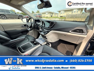 2023 Chrysler Pacifica Touring L
