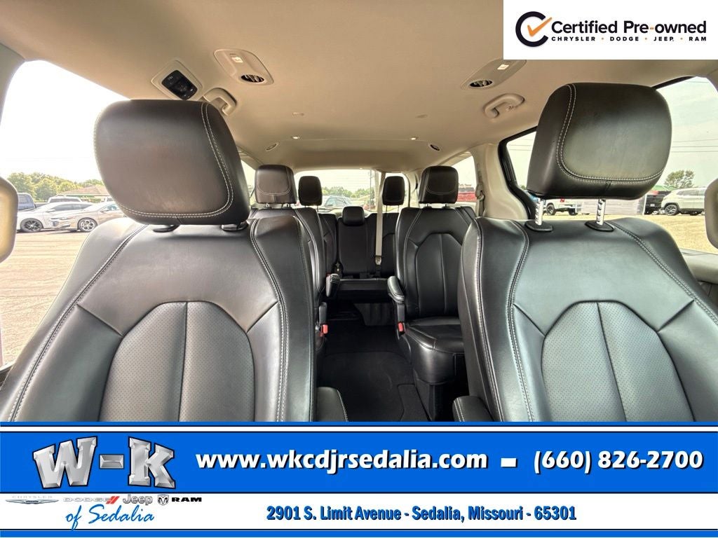 2023 Chrysler Pacifica Touring L