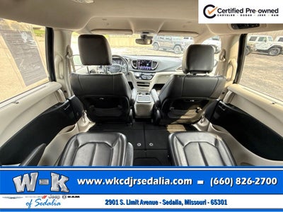 2023 Chrysler Pacifica Touring L