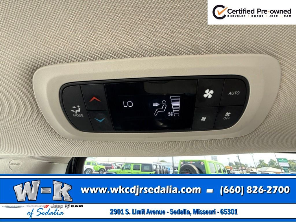 2023 Chrysler Pacifica Touring L
