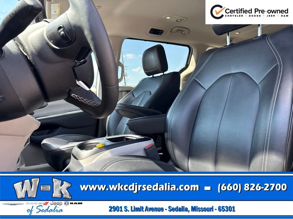 2024 Chrysler Pacifica Touring L
