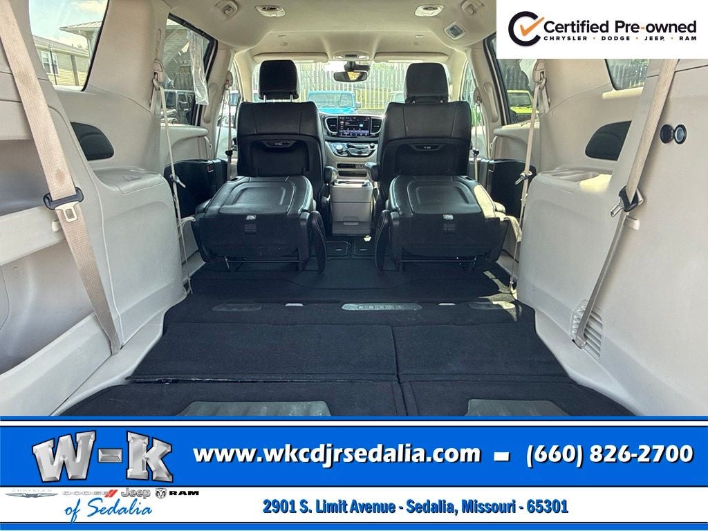 2024 Chrysler Pacifica Touring L