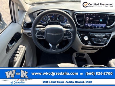 2024 Chrysler Pacifica Touring L