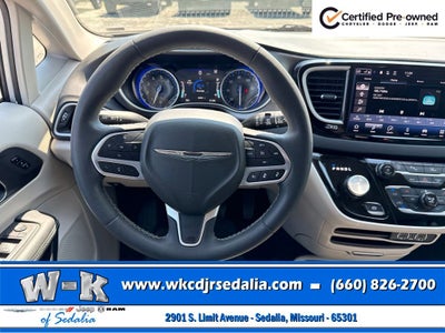 2024 Chrysler Pacifica Touring L