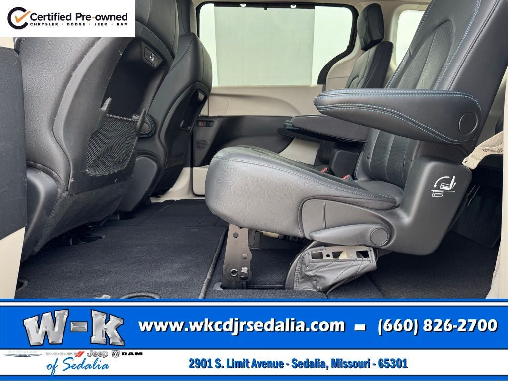 2021 Chrysler Pacifica Touring L