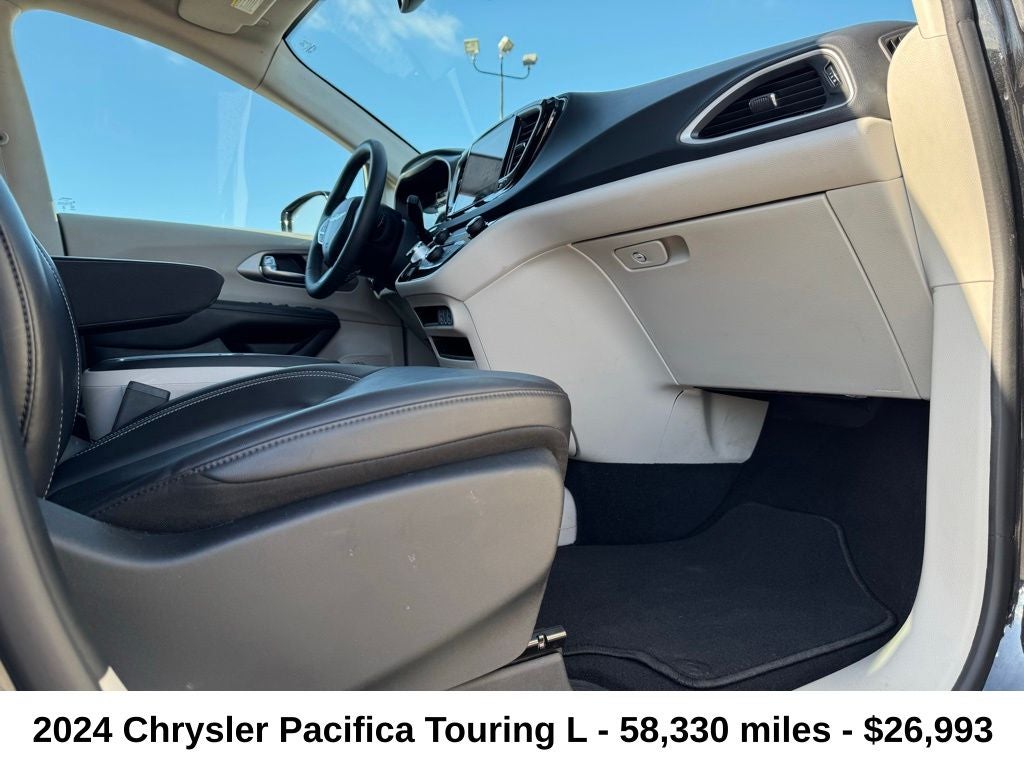 2024 Chrysler Pacifica Touring L