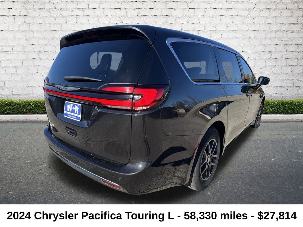 2024 Chrysler Pacifica Touring L