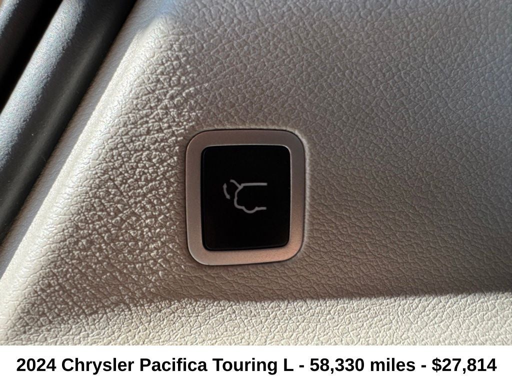 2024 Chrysler Pacifica Touring L
