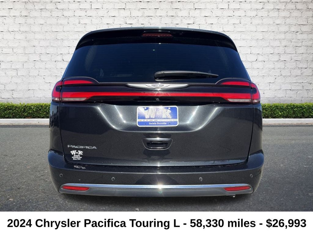 2024 Chrysler Pacifica Touring L