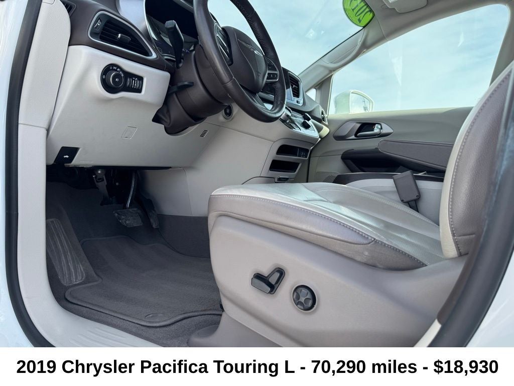 2019 Chrysler Pacifica Touring L