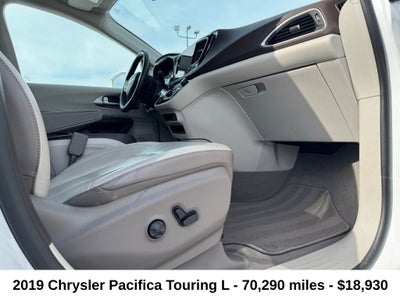 2019 Chrysler Pacifica Touring L