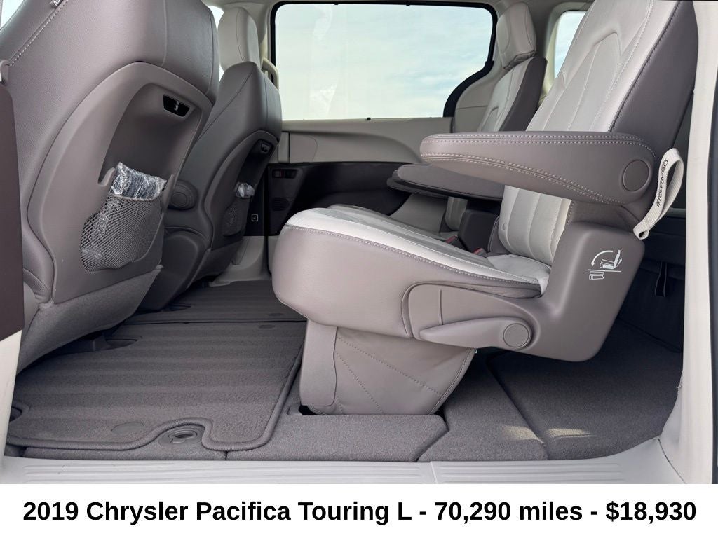 2019 Chrysler Pacifica Touring L