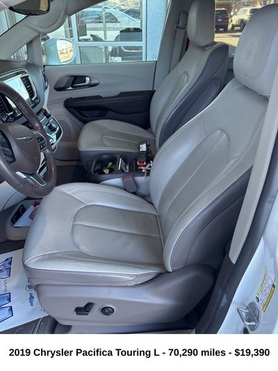 2019 Chrysler Pacifica Touring L