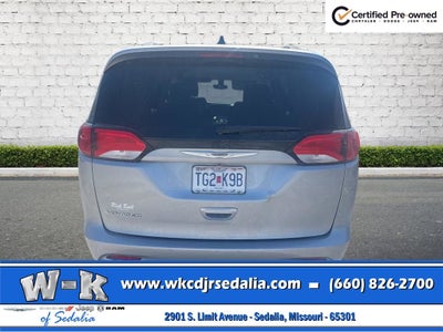 2021 Chrysler Voyager LXI