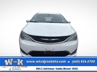 2020 Chrysler Pacifica Touring L Plus