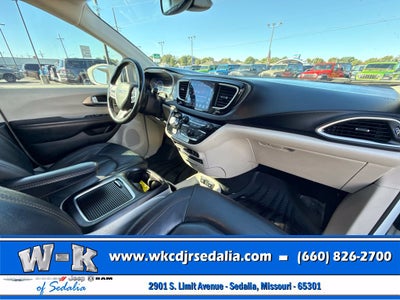 2020 Chrysler Pacifica Touring L Plus