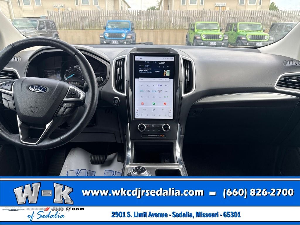 2024 Ford Edge Titanium