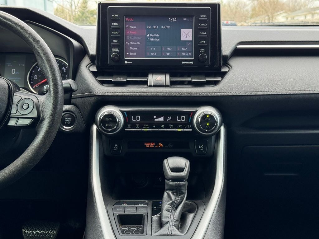 2020 Toyota RAV4 XLE