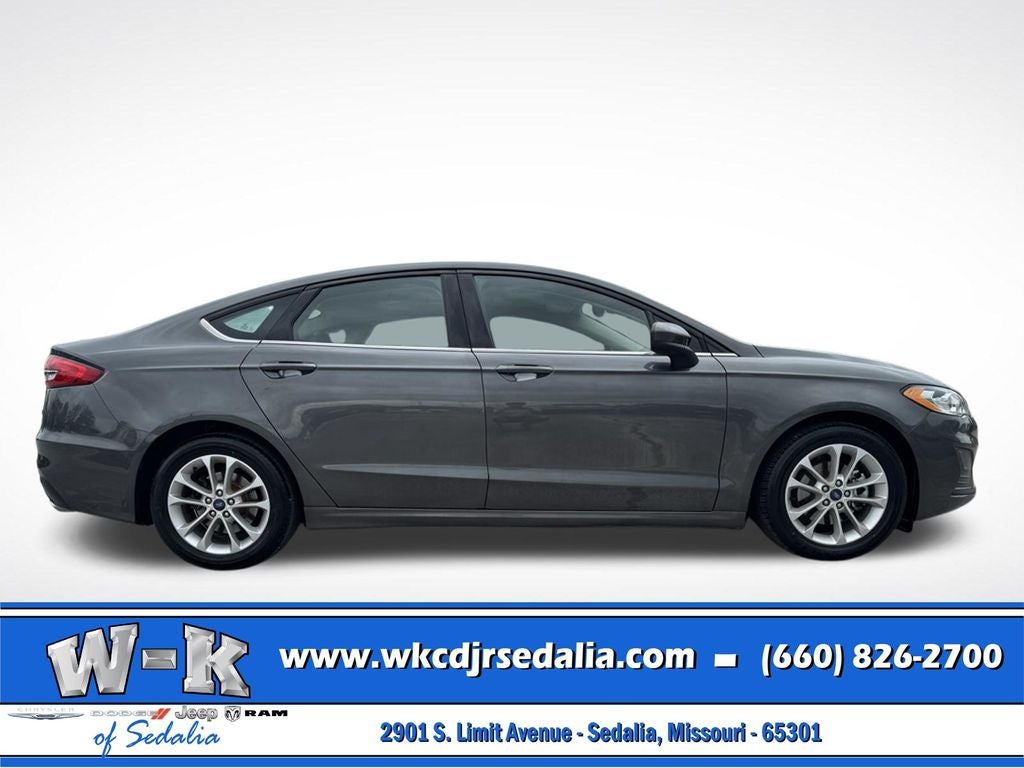 2020 Ford Fusion SE