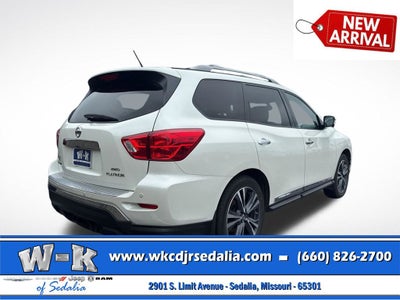 2017 Nissan Pathfinder Platinum