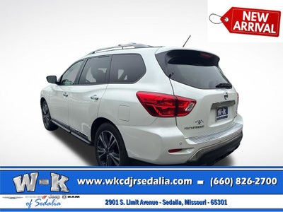 2017 Nissan Pathfinder Platinum