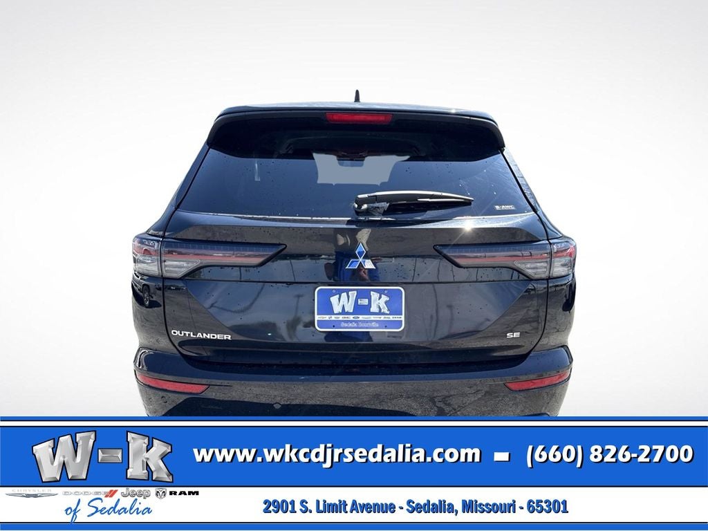 2025 Mitsubishi Outlander SE