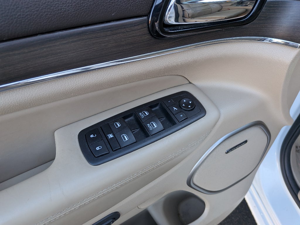 2020 Jeep Grand Cherokee Overland