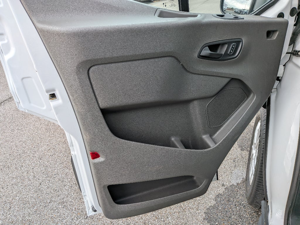 2024 Ford Transit Passenger Wagon XL
