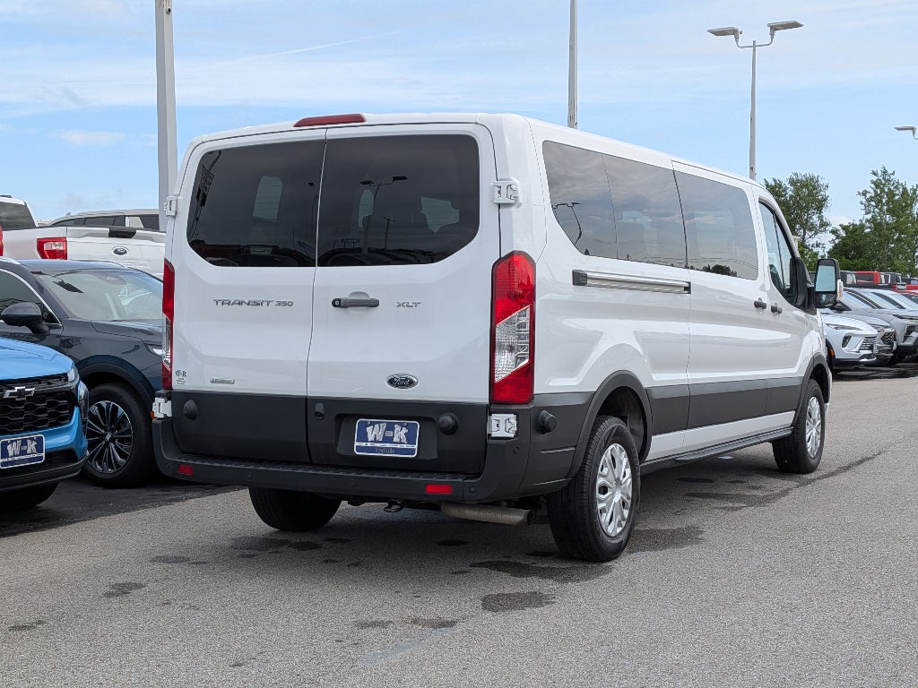 2024 Ford Transit Passenger Wagon XL