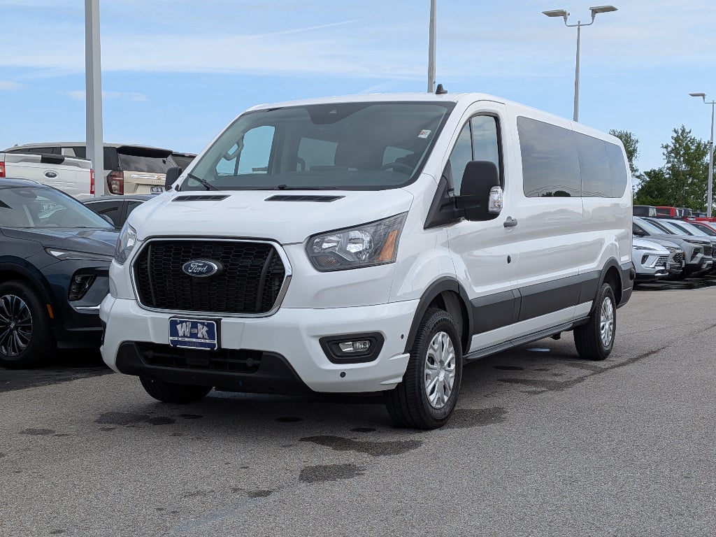 2024 Ford Transit Passenger Wagon XL