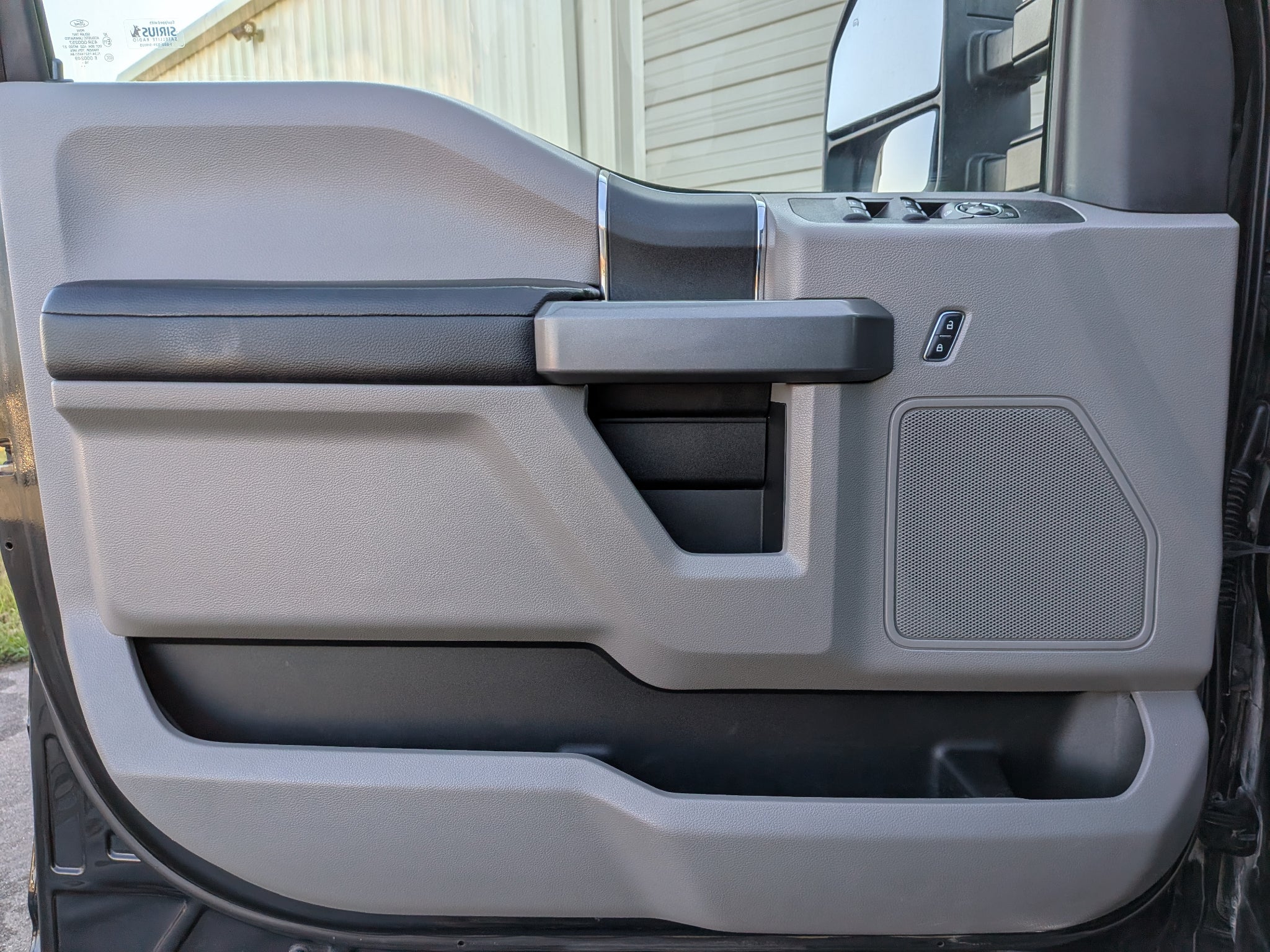 2017 Ford Super Duty F-350 SRW Platinum