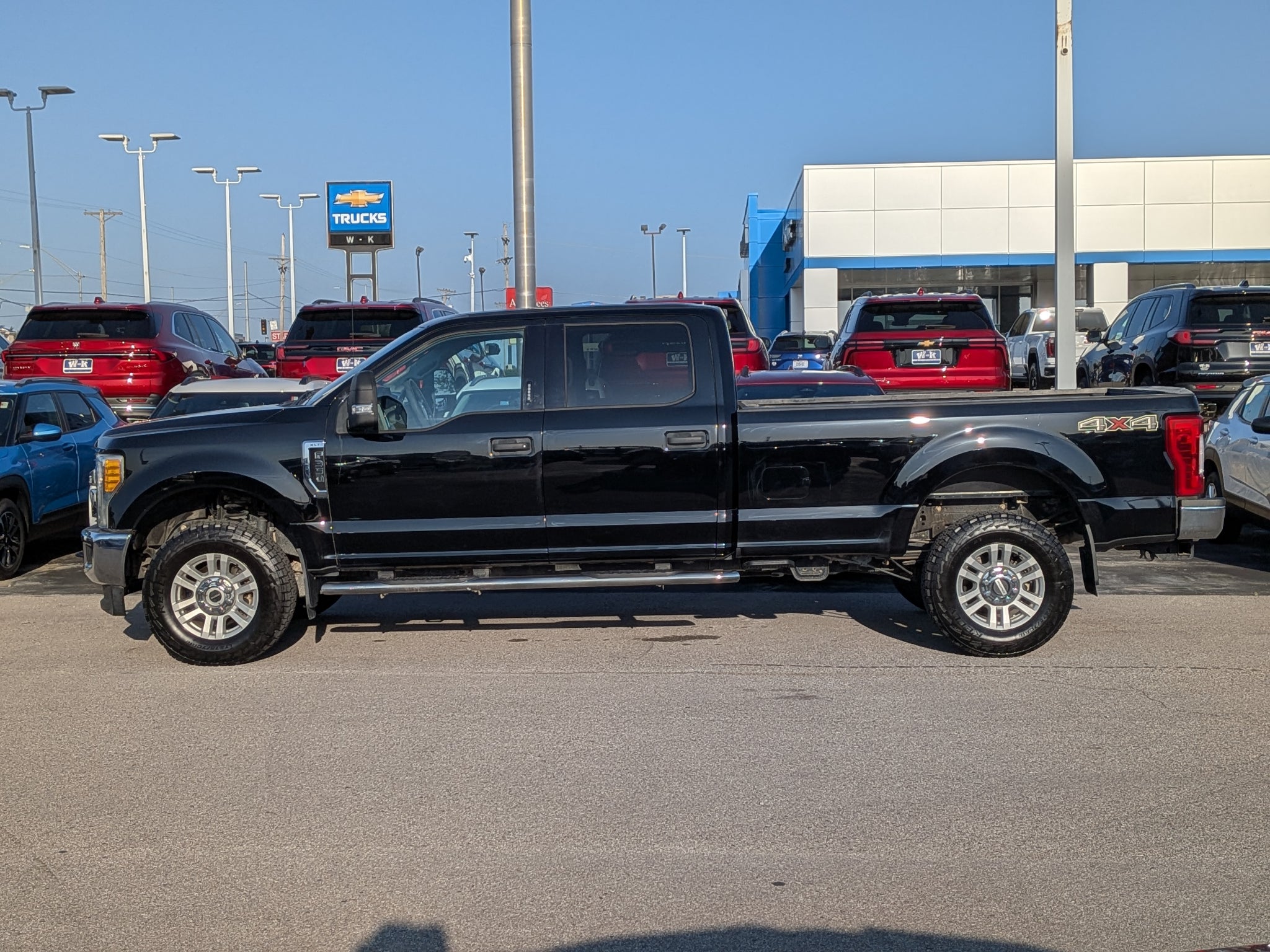 2017 Ford Super Duty F-350 SRW Platinum