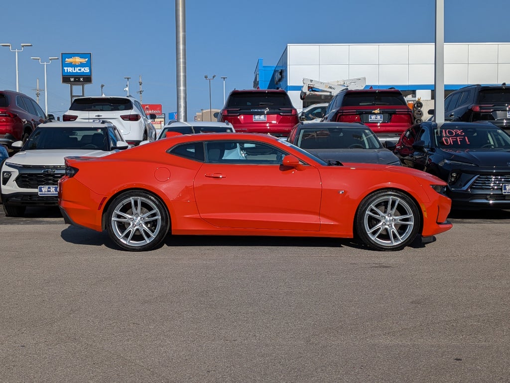 2019 Chevrolet Camaro 1LT