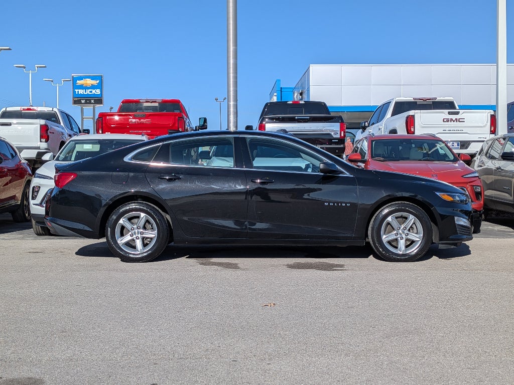 Used 2024 Chevrolet Malibu 1LT with VIN 1G1ZD5ST7RF130036 for sale in Kansas City