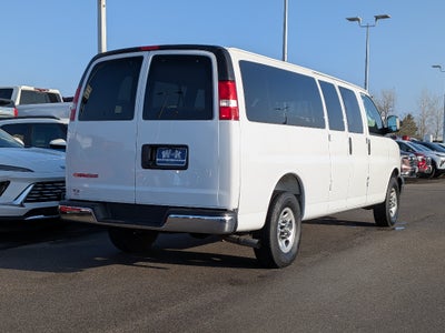 2025 Chevrolet Express Passenger 1LT