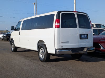 2025 Chevrolet Express Passenger 1LT
