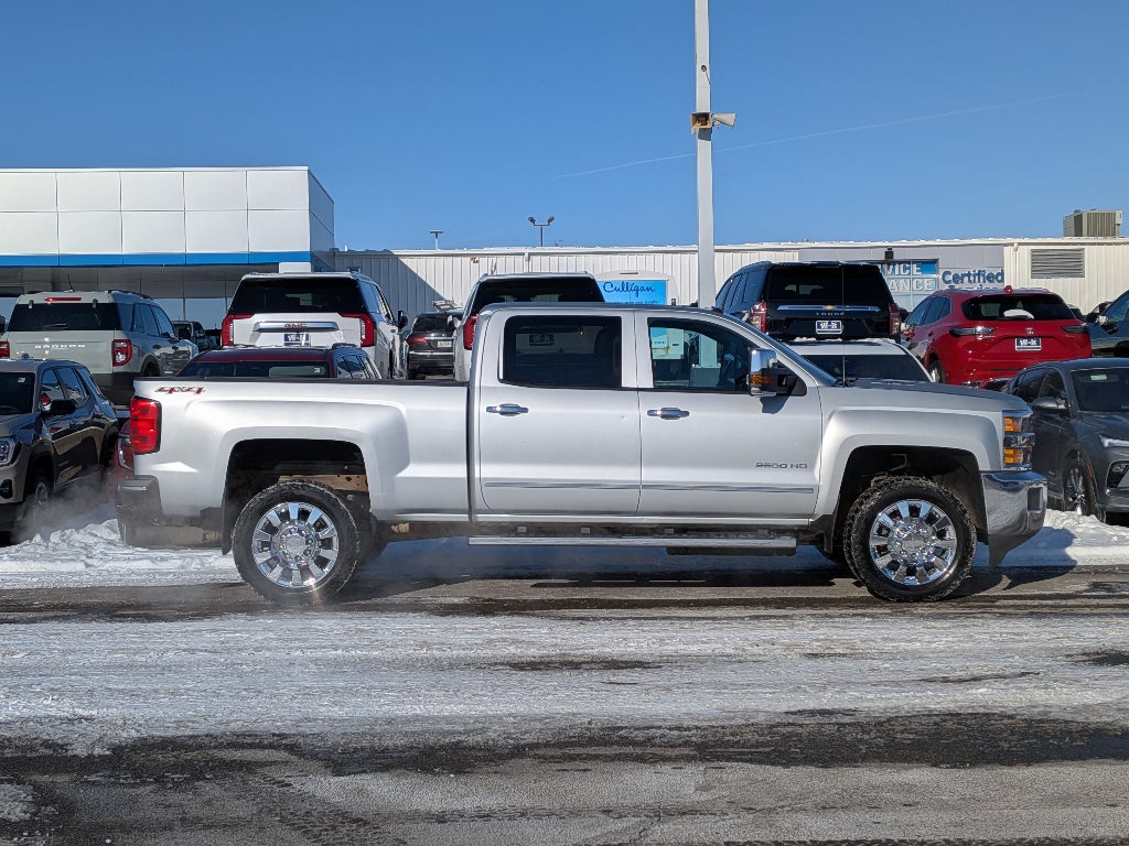 Used 2015 Chevrolet Silverado 2500HD LTZ with VIN 1GC1KWE80FF124906 for sale in Kansas City