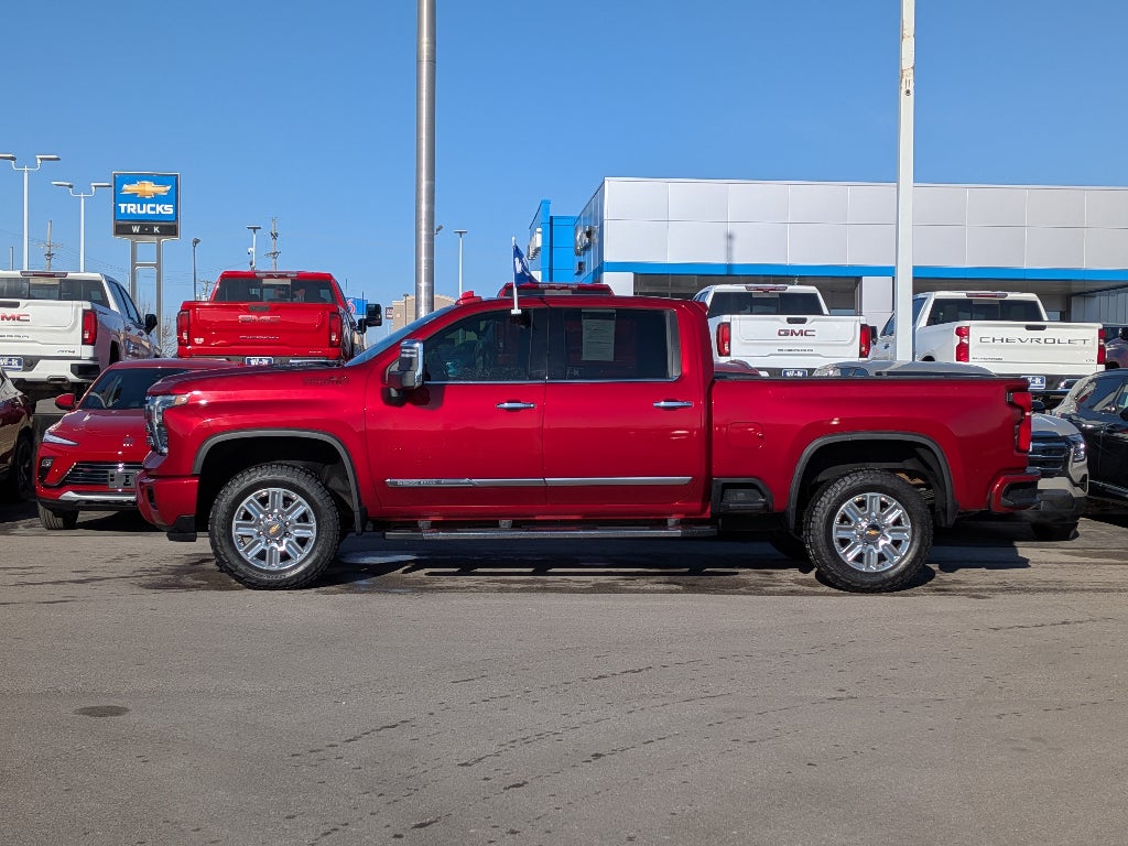 Used 2024 Chevrolet Silverado 2500HD High Country with VIN 1GC4YRE74RF376442 for sale in Kansas City