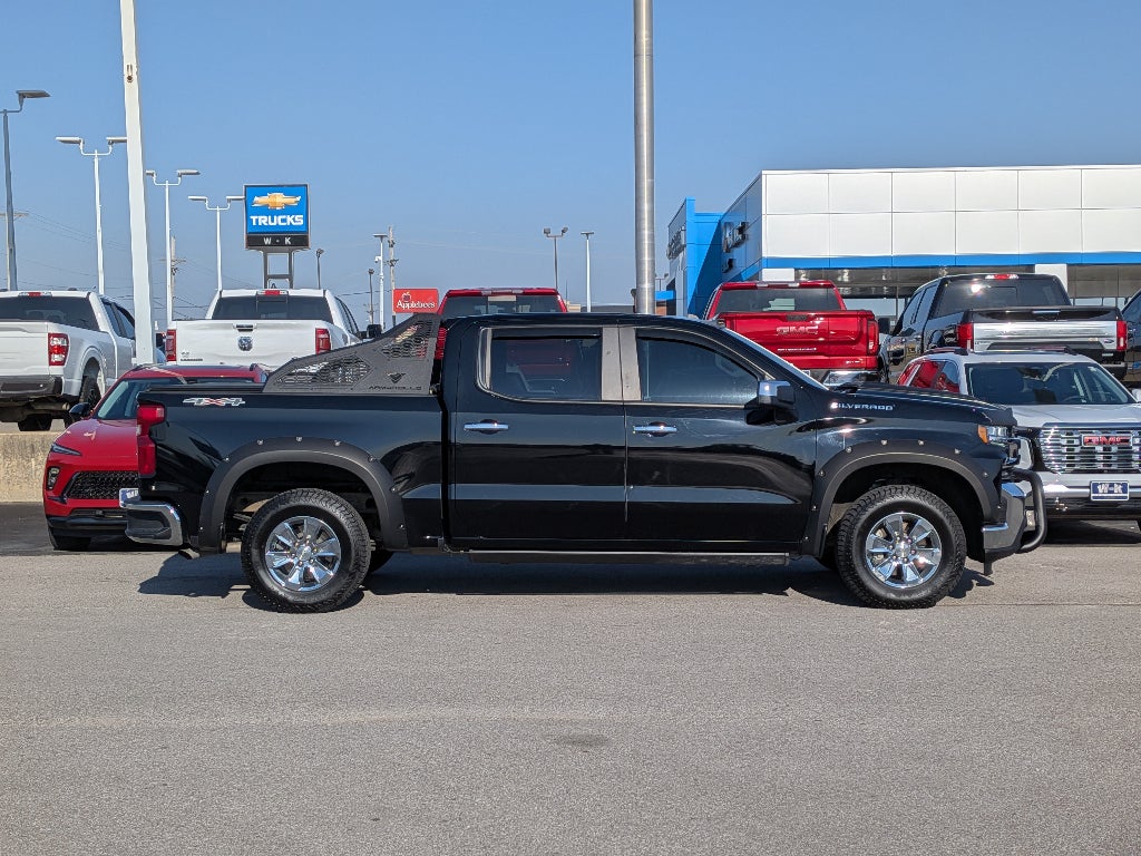Used 2021 Chevrolet Silverado 1500 LT with VIN 1GCUYDED2MZ160377 for sale in Kansas City