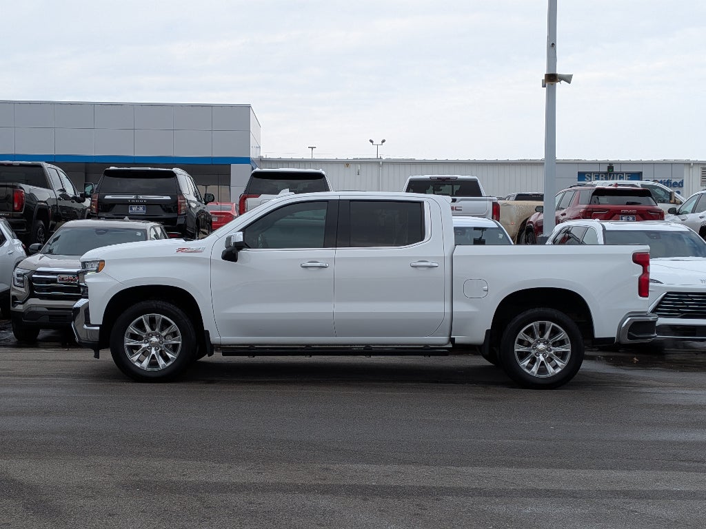 Used 2022 Chevrolet Silverado 1500 Limited LTZ with VIN 1GCUYGED1NZ186715 for sale in Kansas City