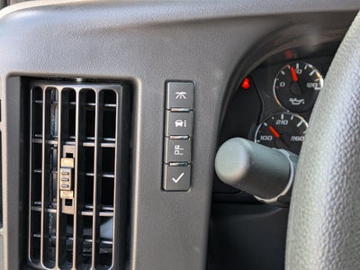 2025 Chevrolet Express Cargo WT