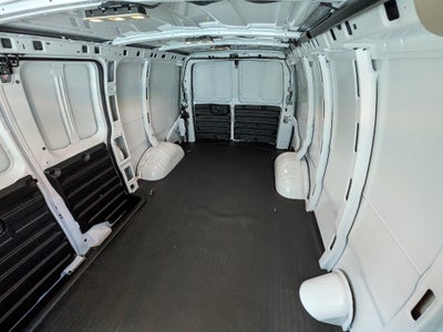 2025 Chevrolet Express Cargo WT