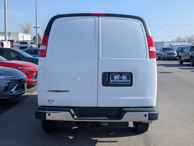 2025 Chevrolet Express Cargo WT
