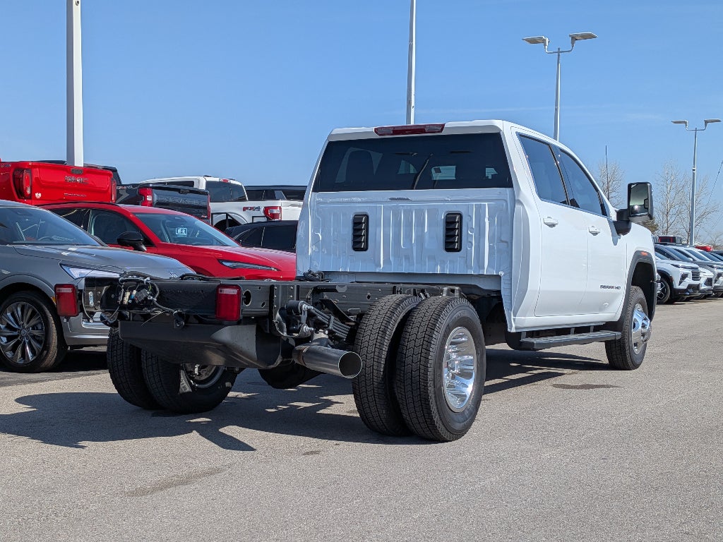 2026 GMC Sierra 3500 HD Chassis Cab SLE