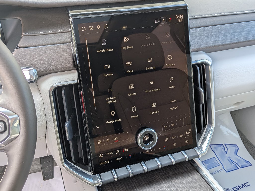 2024 GMC Acadia Denali