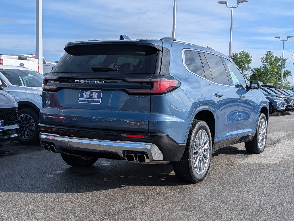 2024 GMC Acadia Denali