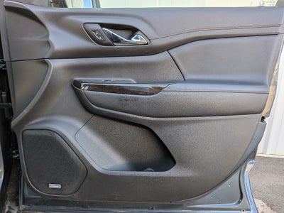 2020 GMC Acadia AT4